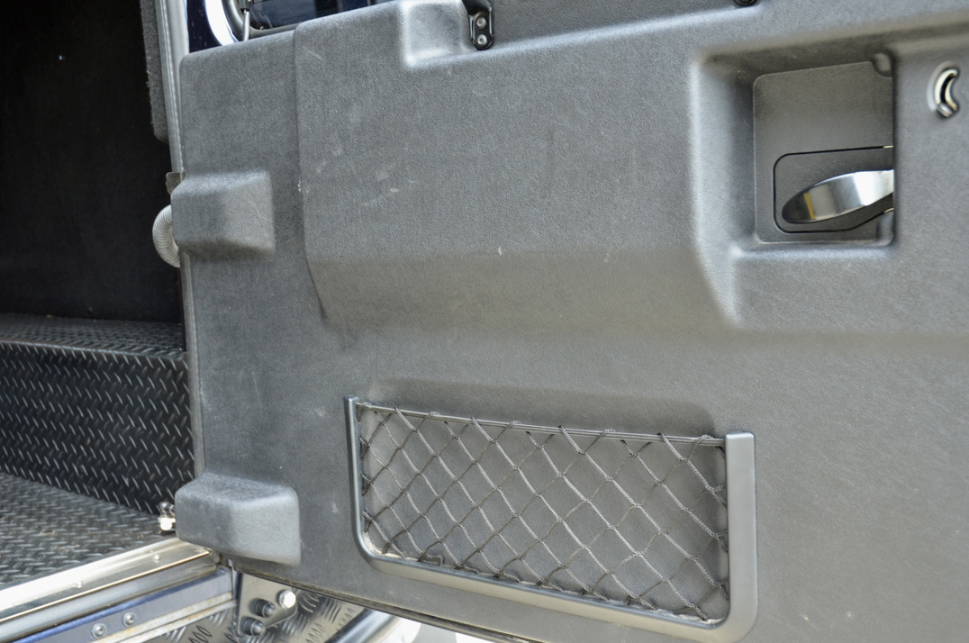 Land Rover Defender 90 XS Bespoke Edition. gallery image 44