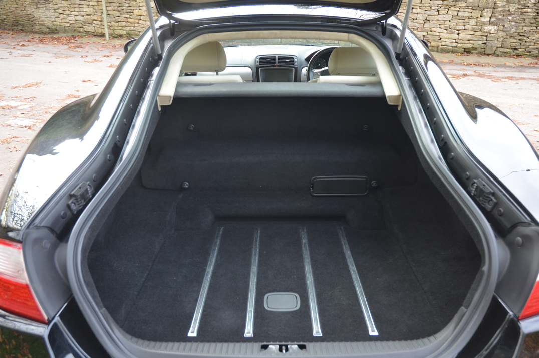 Jaguar XKR 4.2 Sports Coupe gallery image 61