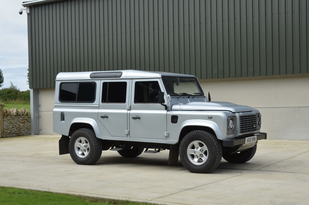 Land Rover Defender 110 XS SW / LWB. gallery image 5