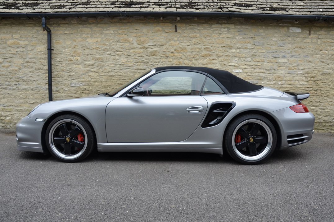 Porsche 911 Turbo Cabriolet Tip-Tronic gallery image 14
