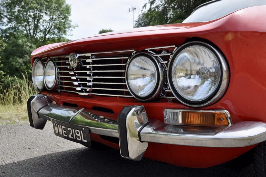 Alfa Romeo 2000 GTV Coupe gallery image 13