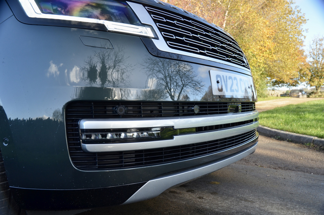 Land Rover Range Rover 3.0ltr P440e Autobiography gallery image 8