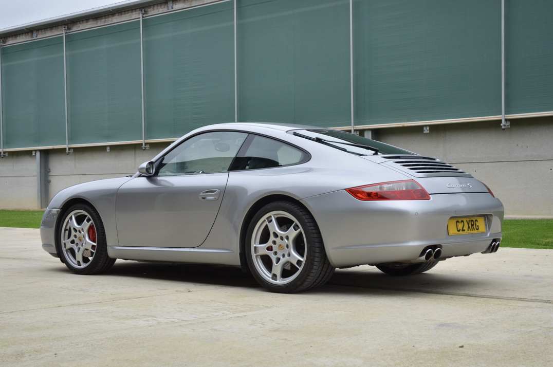 Porsche 911 Carrera S Manual gallery image 8