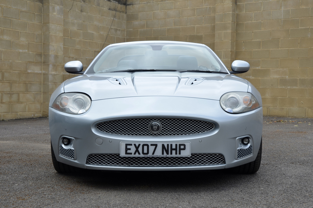 Jaguar XKR 4.2 Auto Convertible gallery image 13