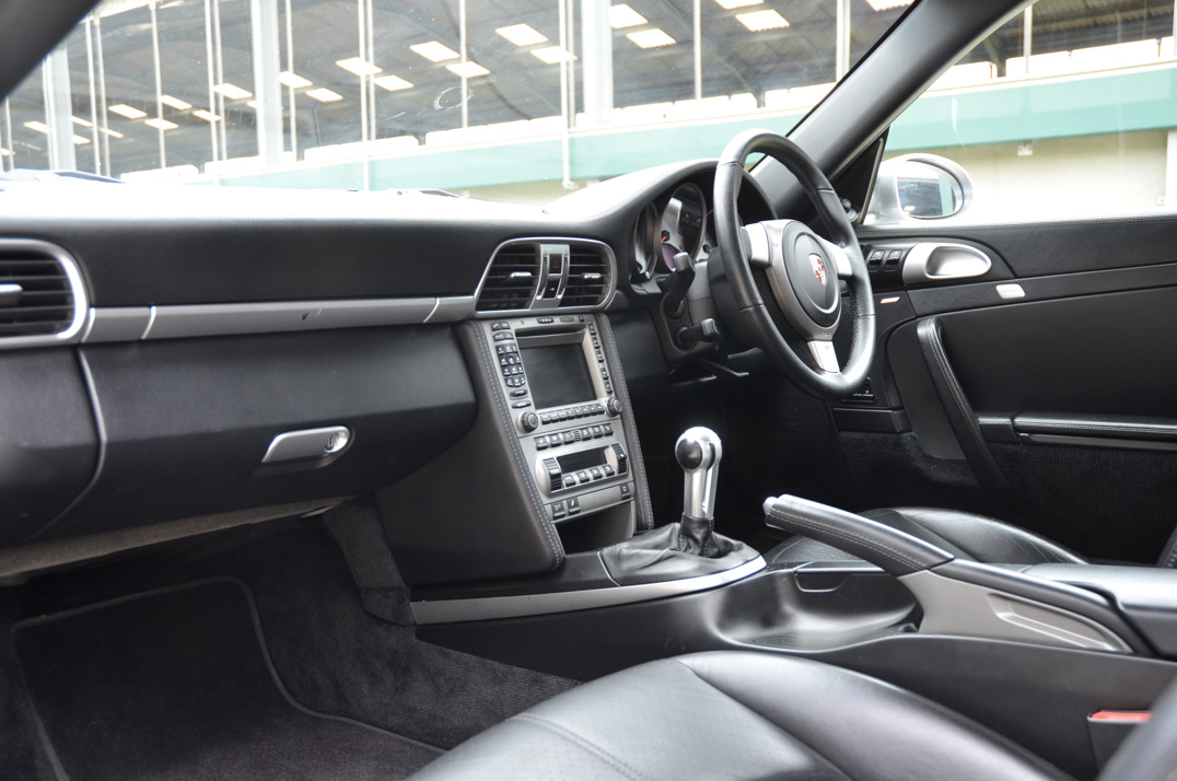 Porsche 911 Carrera S Coupe gallery image 29