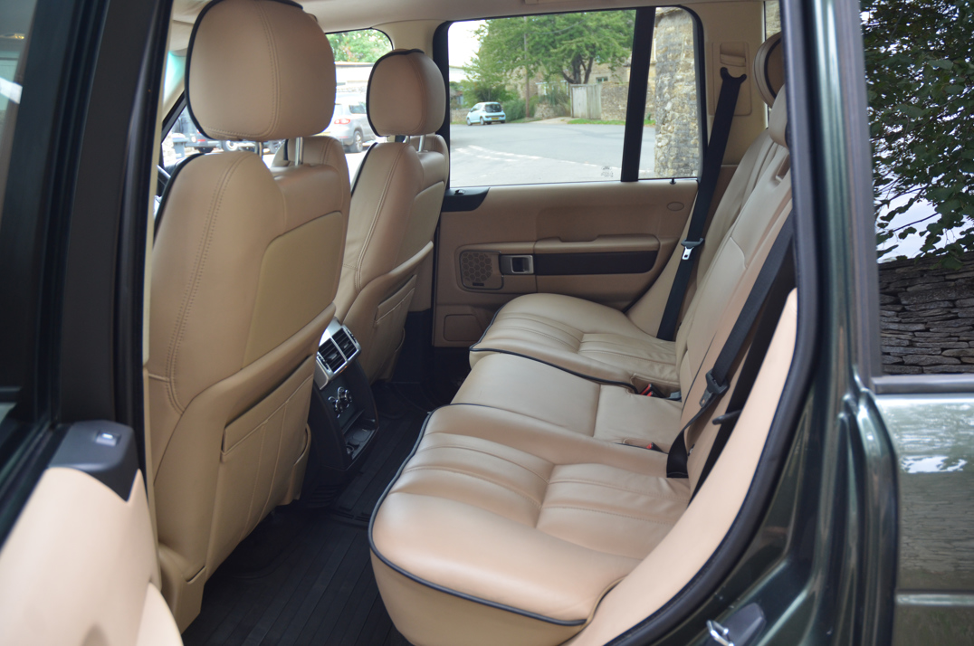 Land Rover Range Rover Vogue TDV8 gallery image 38