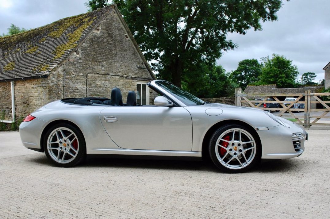 Porsche 911 C4S GEN II PDK gallery image 1