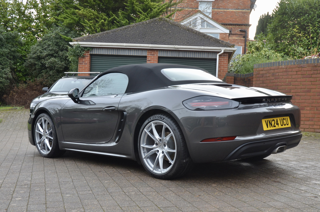 Porsche Boxster 718 PDK gallery image 9