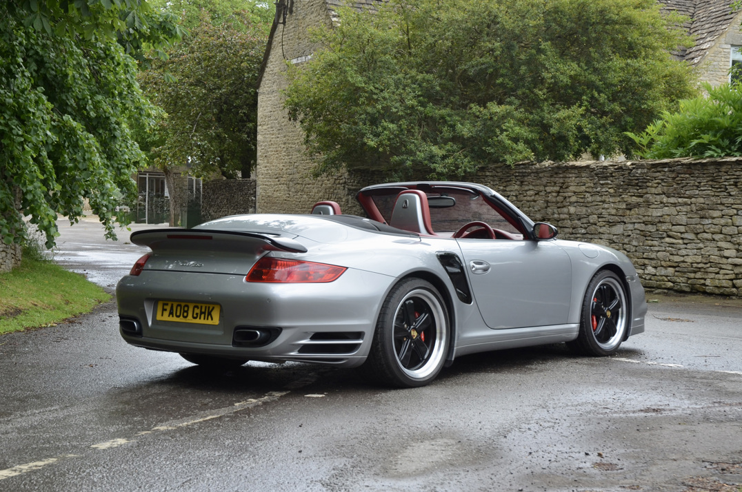 Porsche 911 Turbo Cabriolet Tip-Tronic gallery image 8