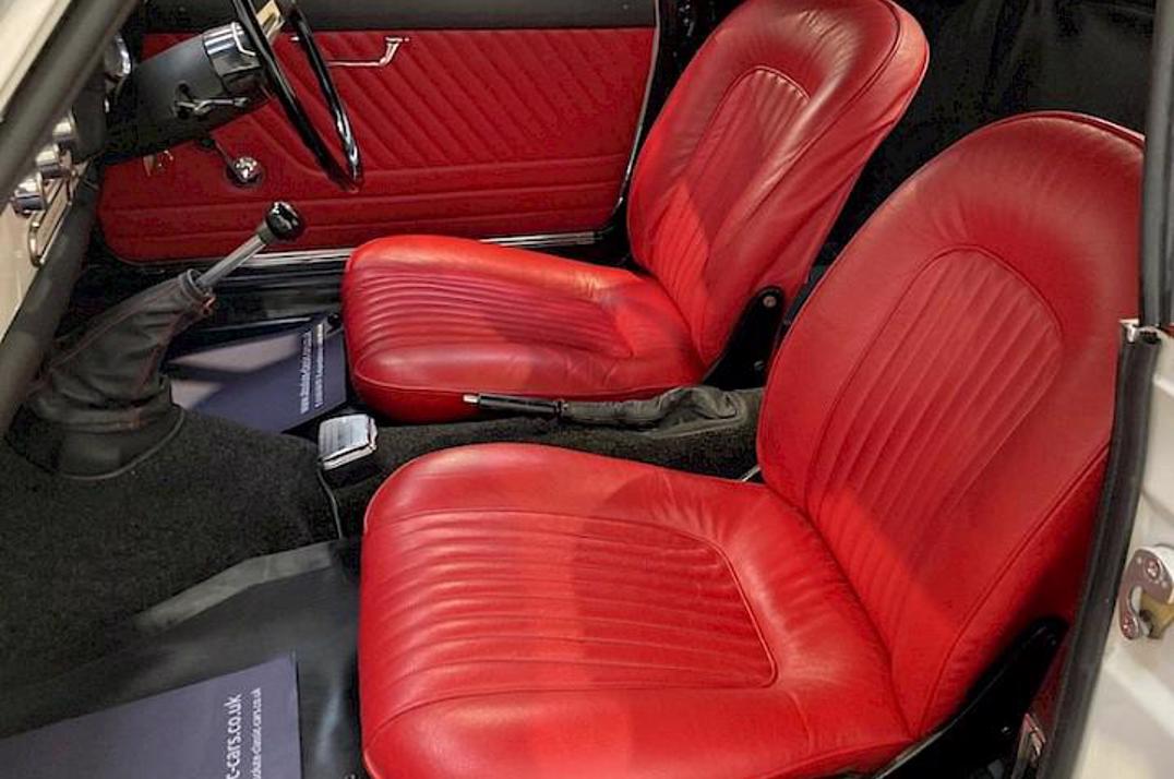 Alfa Romeo GTV gallery image 9