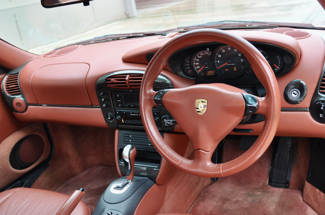 Porsche 996 911 Carrera 4 Tiptronic s gallery image 17