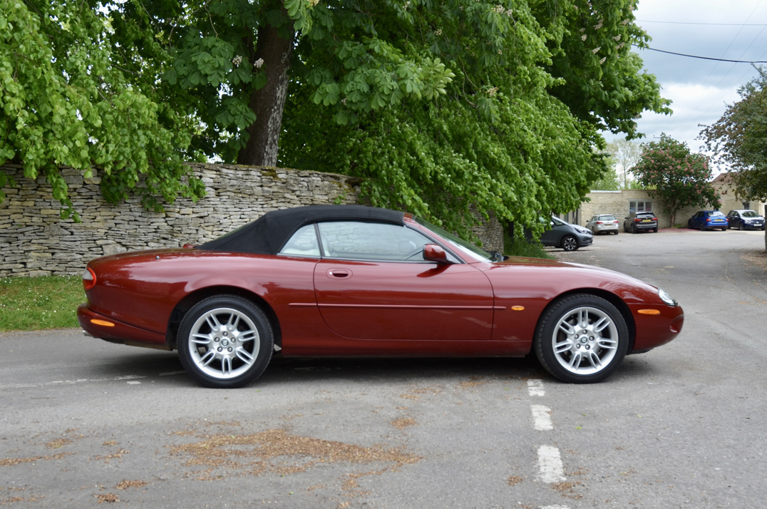 Jaguar XK8 Cabriolet. Just 30,000 Miles. Superb gallery image 3