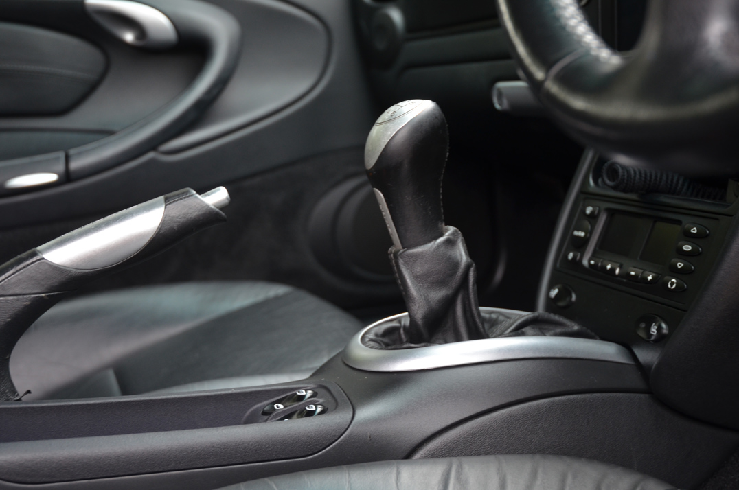 Porsche 911 (996) Turbo manual gallery image 47