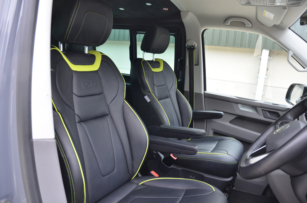 Volkswagen Kombi Sportline T6.I Auto gallery image 28