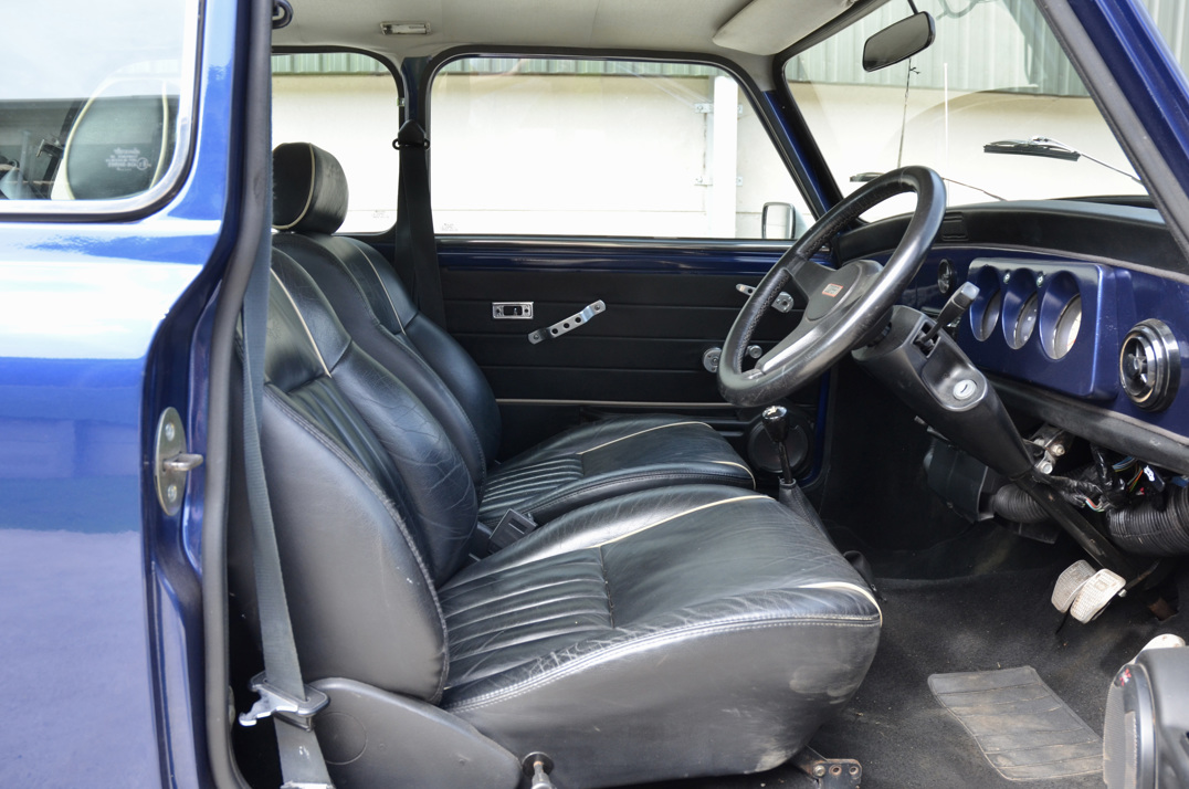 Mini Cooper gallery image 32