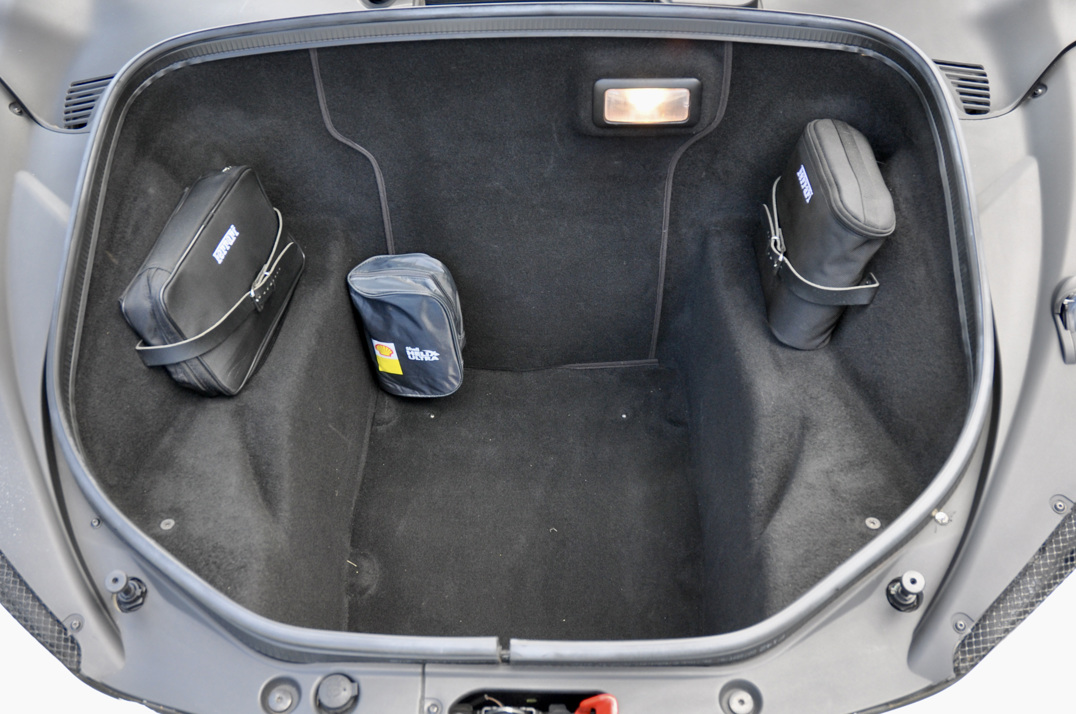 Ferrari 458 Spider DCT gallery image 40