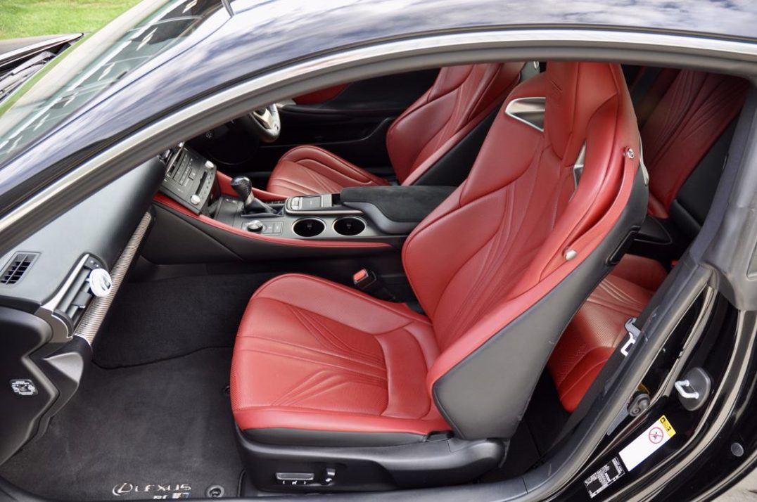 Lexus RCF V8 Coupe gallery image 33