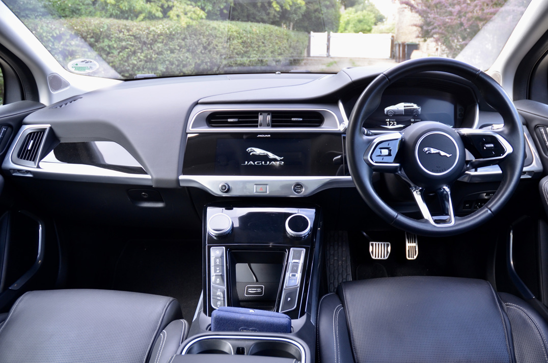 Jaguar - I Pace 400 - 90kWh HSE SUV 5dr Electric Auto 4WD (400 ps) gallery image 31