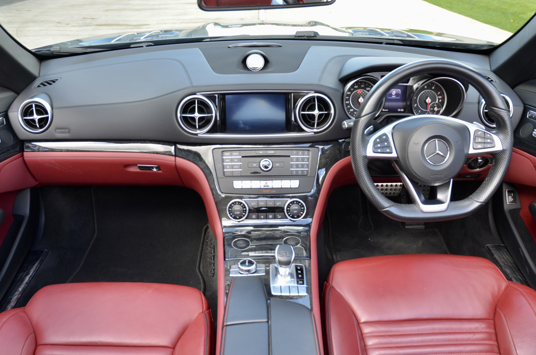 Mercedes SL500 AMG Roadster gallery image 38