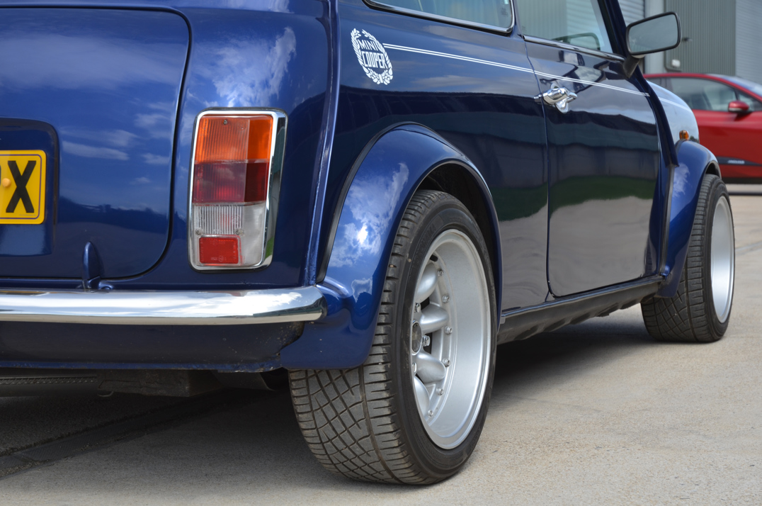 Mini Cooper gallery image 15