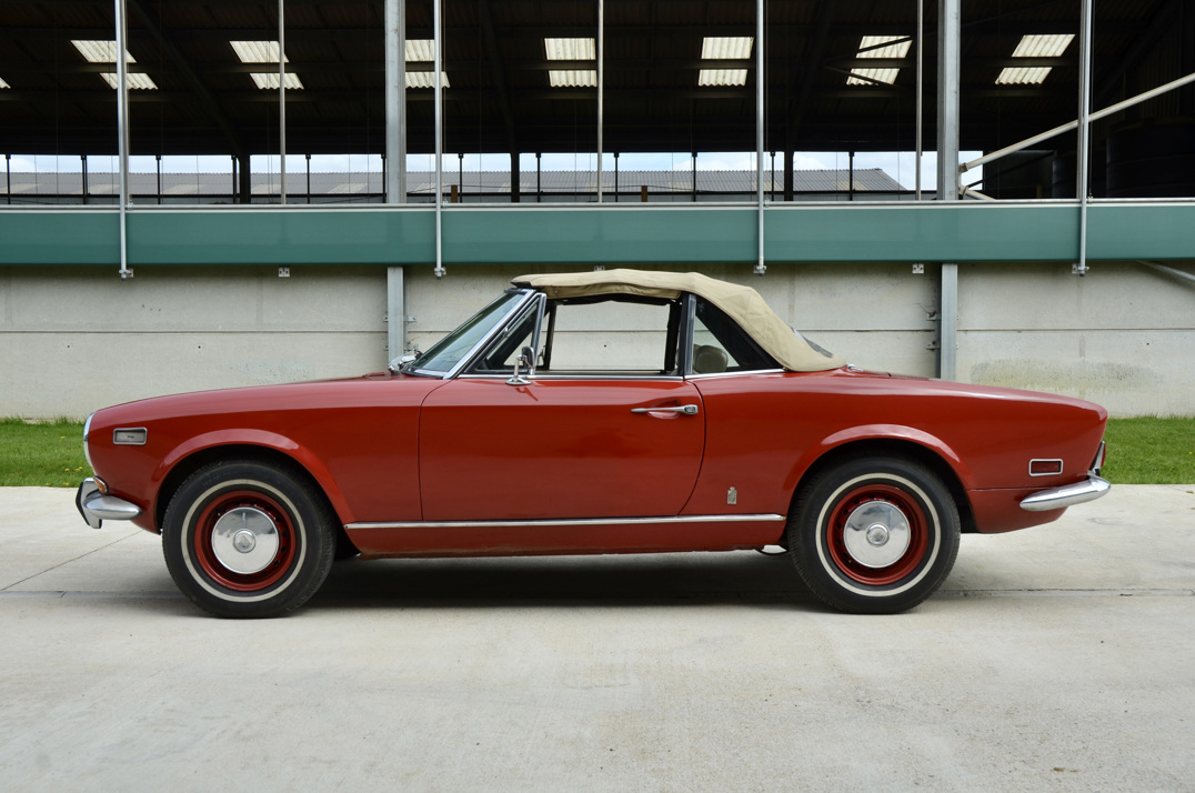 Fiat 124 Spider 1.6 gallery image 11