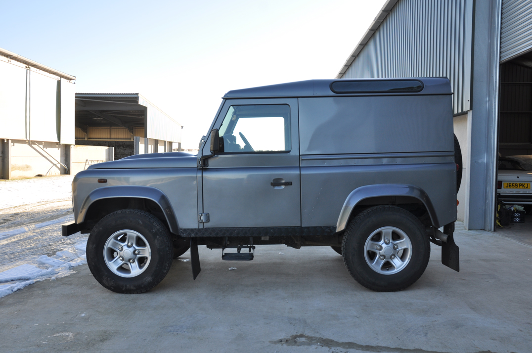 Defender 90. gallery image 7