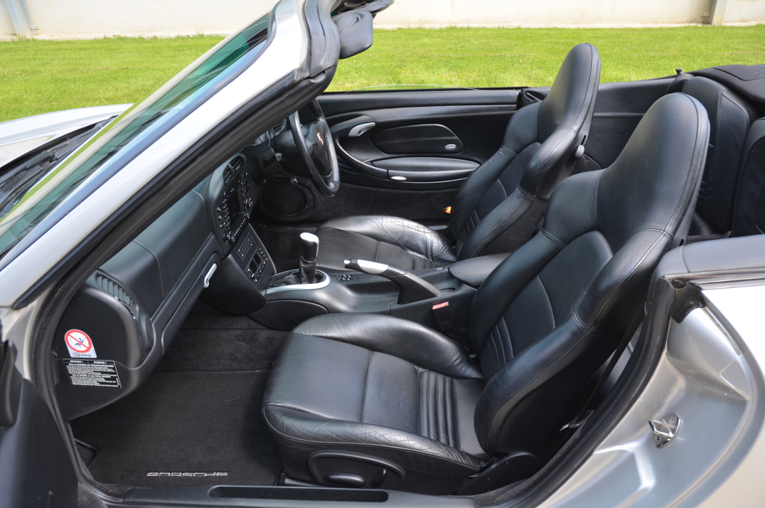 Porsche 911 996 Carrera 4 Cabriolet. gallery image 30