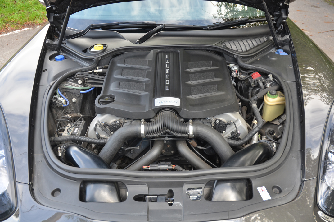 Porsche Panamera 4S - 3.0 V6 4S Hatchback 5dr Petrol PDK 4WD Euro 5 (420 ps) gallery image 59