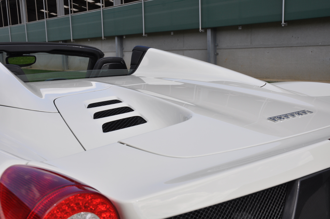 Ferrari 458 Spider DCT gallery image 26