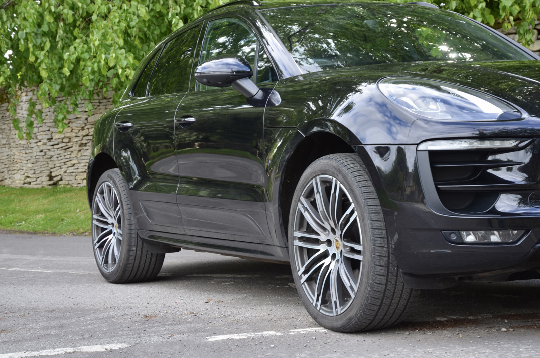Porsche Macan 3.0 S PDK. 17K In optional extras FP+PSSH gallery image 13