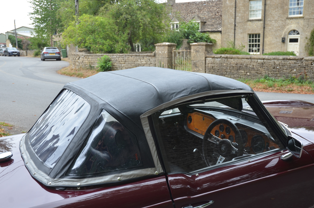 Triumph TR-6 PI CP150. gallery image 35