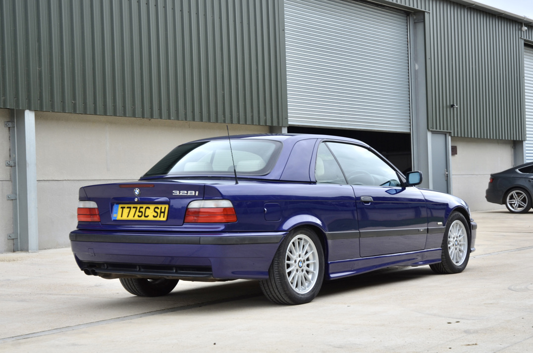 BMW 328I SE Auto Convertible gallery image 7