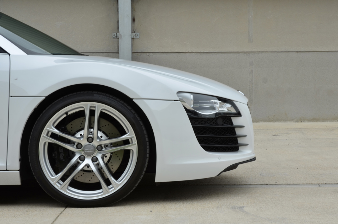 Audi R8 Spyder V8 Manul . gallery image 20