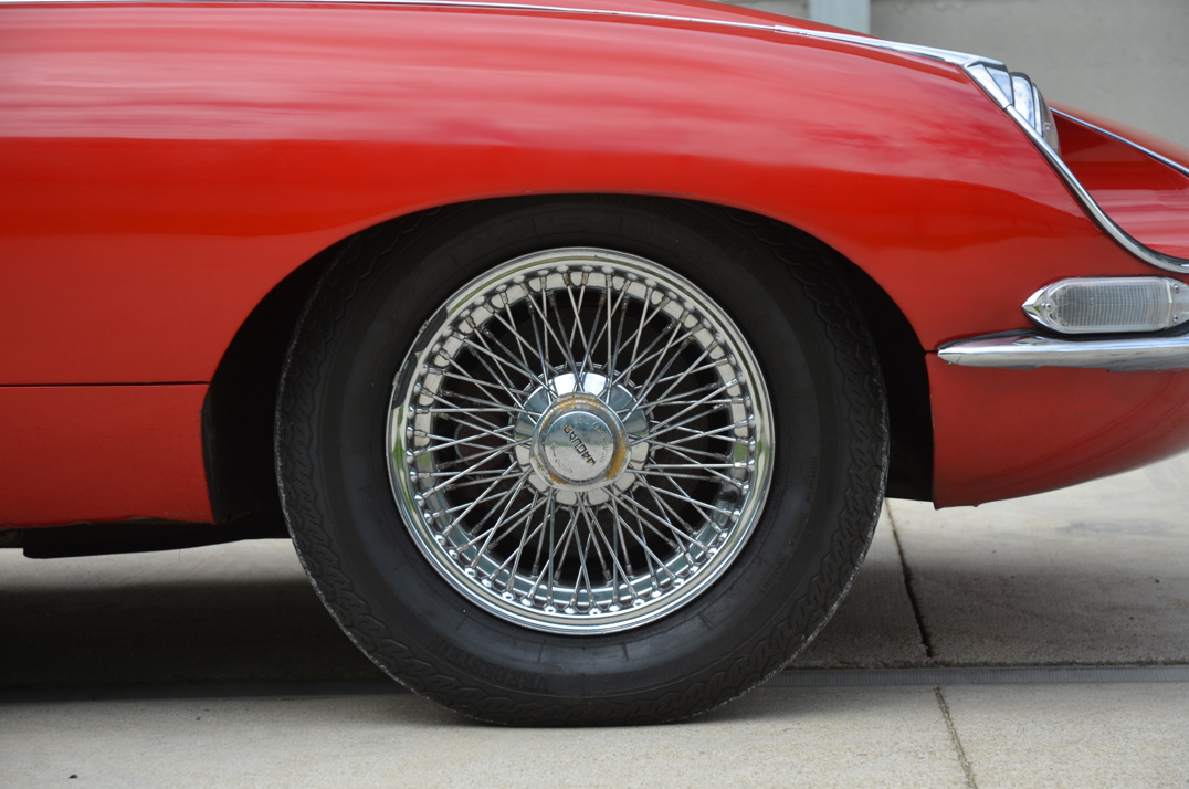 Jaguar E Type 4.2 Roadster Series 1.5 gallery image 18