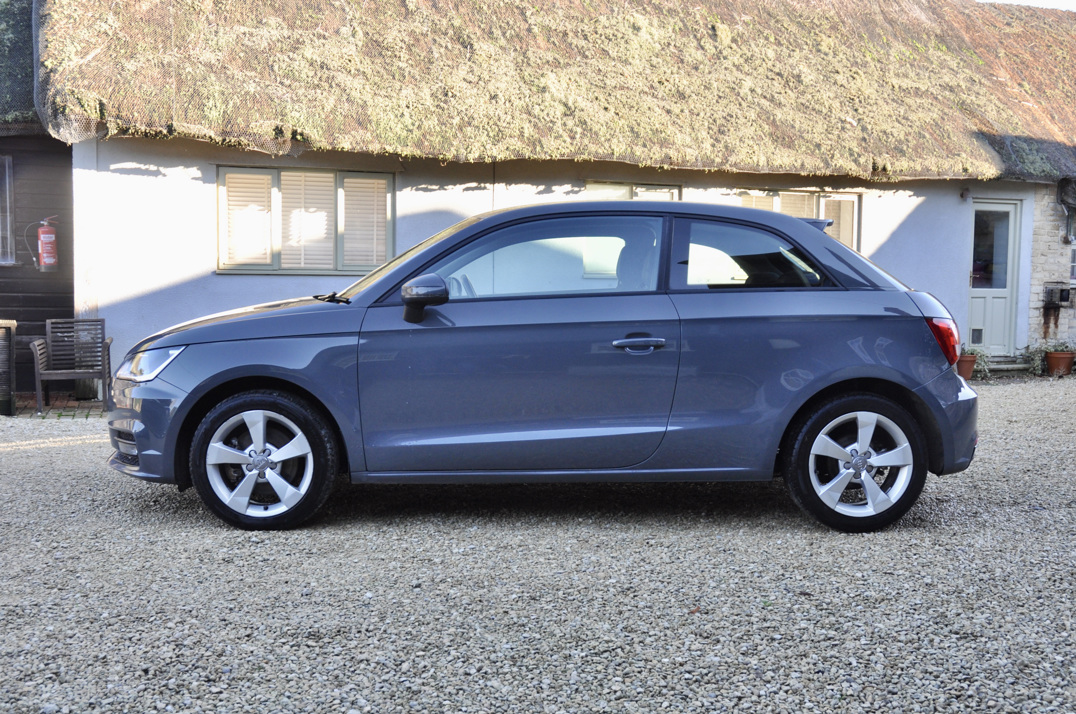 Audi A1 1.6 TDI S-A gallery image 7
