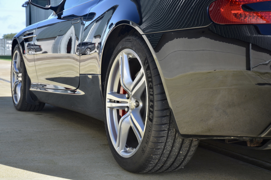 ASTON MARTIN DB-9 5.9 V12 Manual. gallery image 11