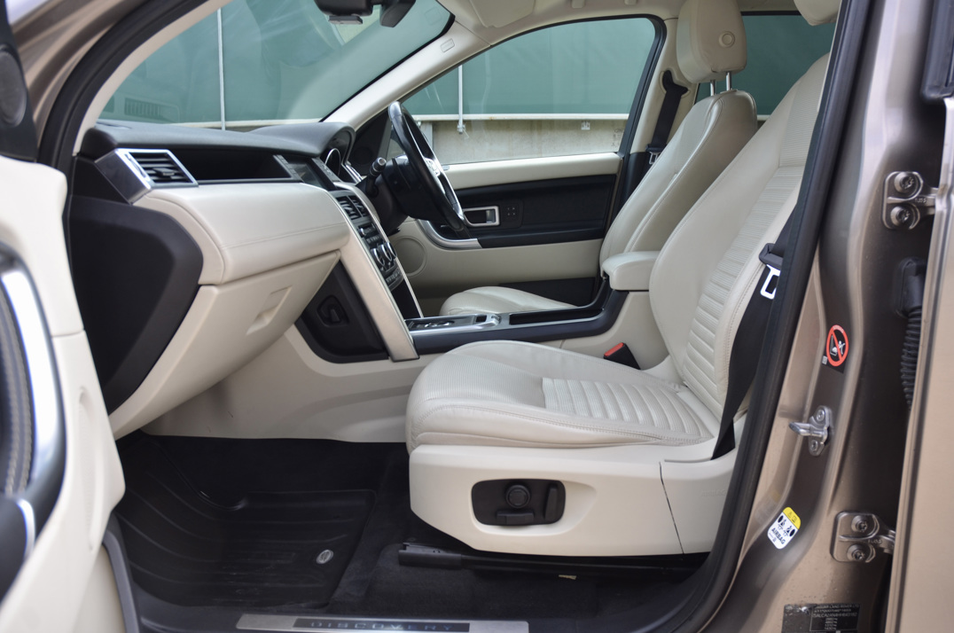 Land Rover Discovery Sport TD4 HSE Luxury. gallery image 34