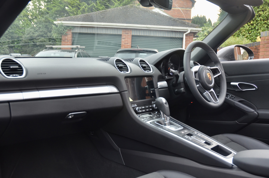 Porsche Boxster 718 PDK gallery image 36