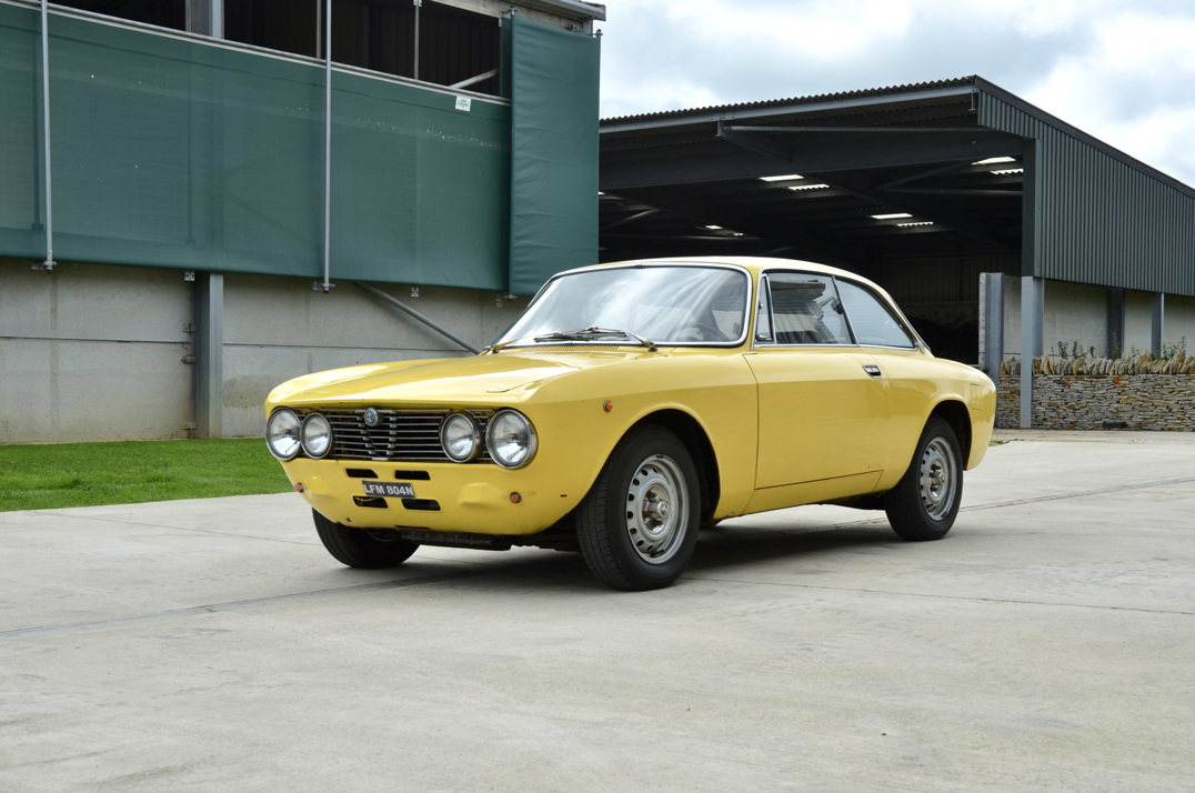 Alfa Romeo 2000 GTV (1) gallery image 2