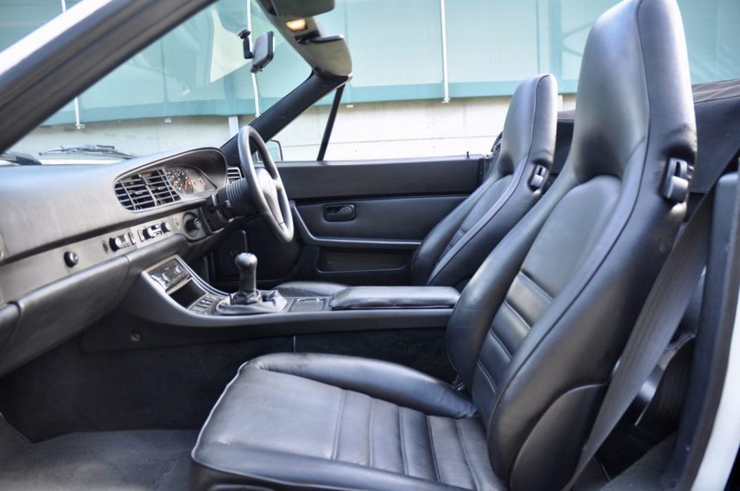 Porsche 944 S 2 Cabriolet gallery image 24