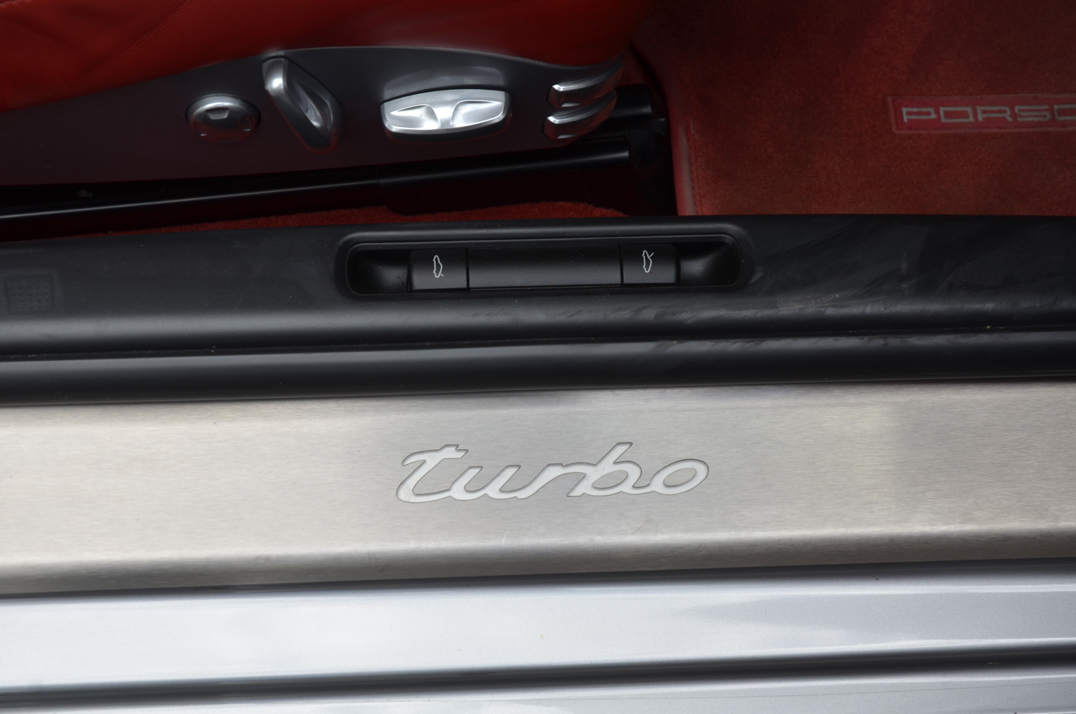 Porsche 911 Turbo Cabriolet Tip-Tronic gallery image 44