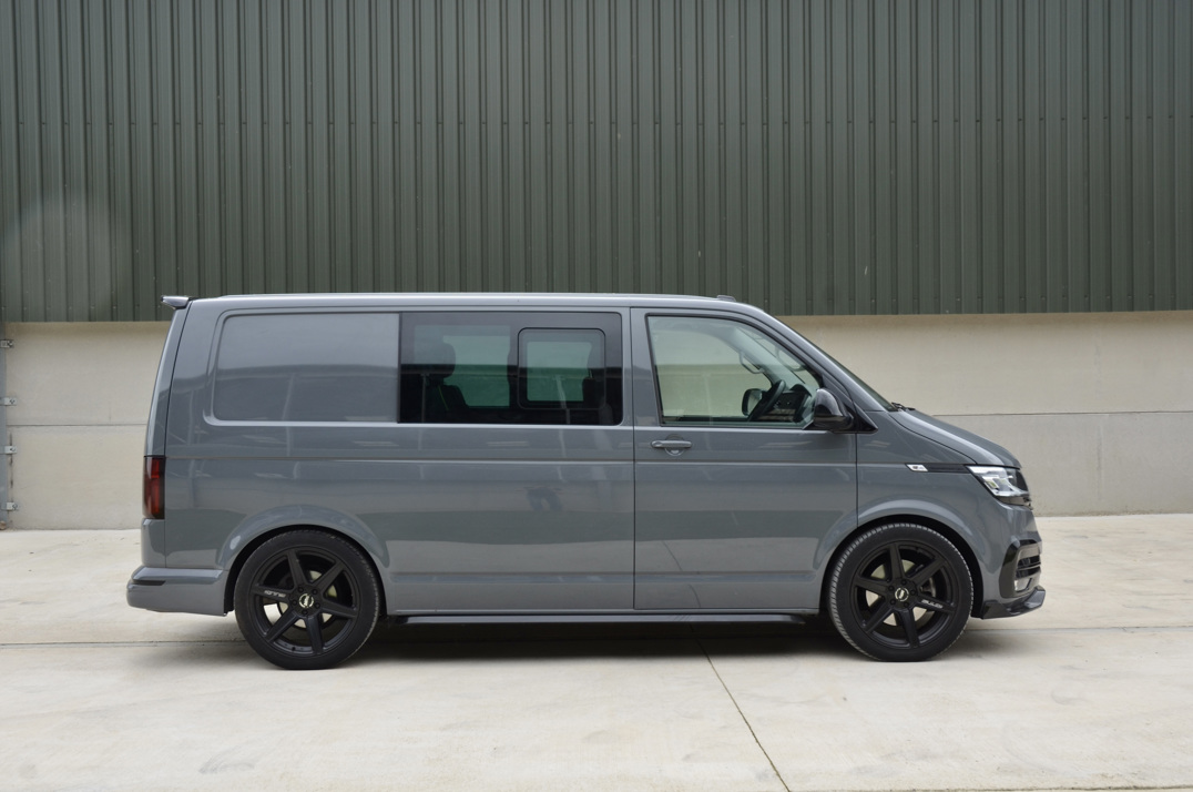 Volkswagen Kombi Sportline T6.I Auto gallery image 6