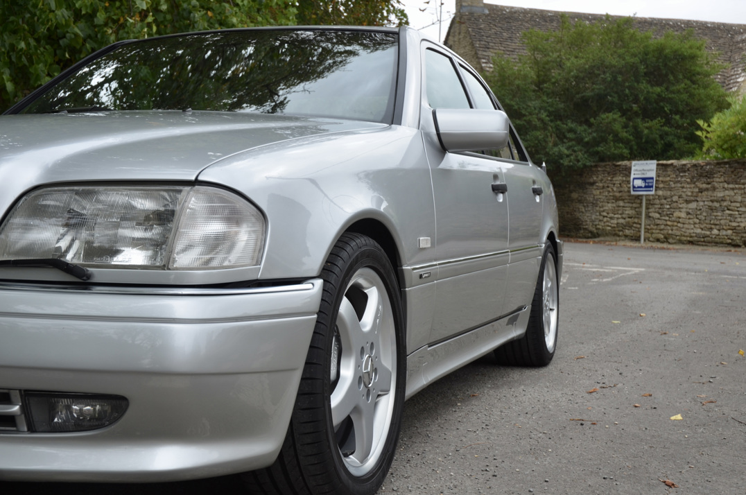 Mercedes C36 AMG W202 Saloon gallery image 10