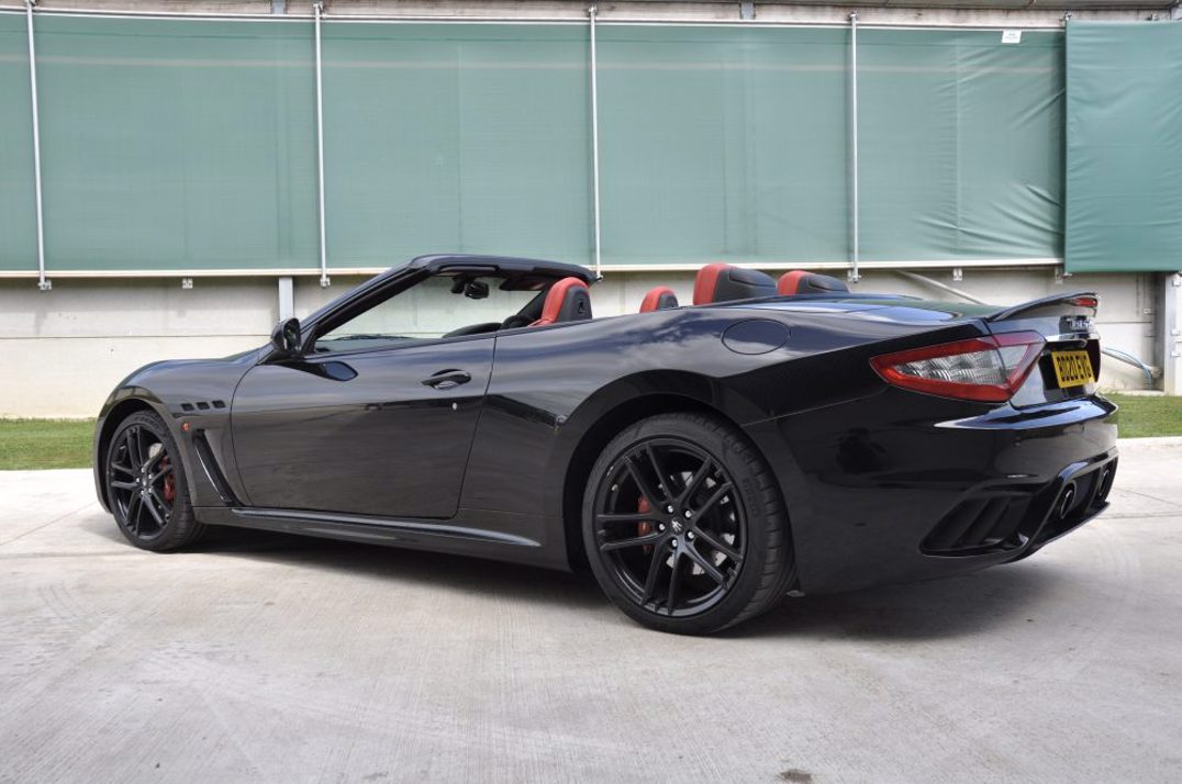 Maserati Grancabrio Nerissimo V8 MC Shift gallery image 11