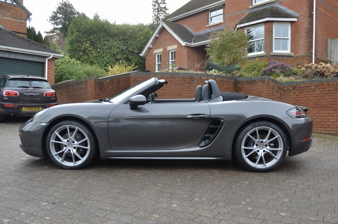 Porsche Boxster 718 PDK gallery image 12