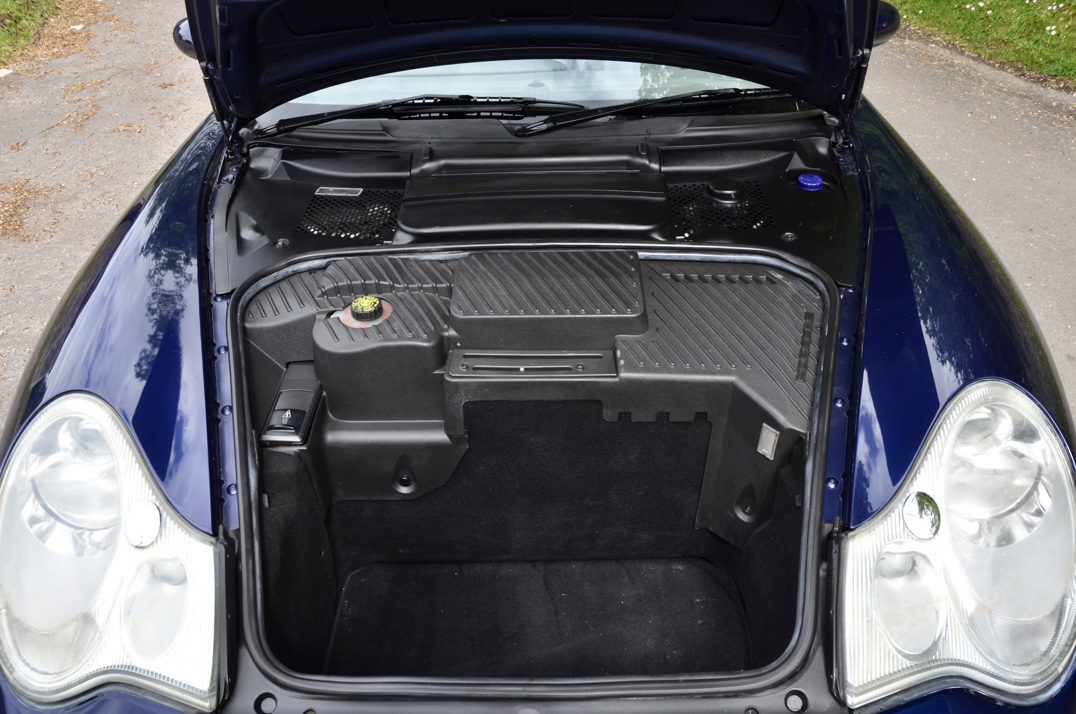 Porsche 911-(996) Carrera 4 Cabriolet. Hartech engine rebuild. gallery image 61