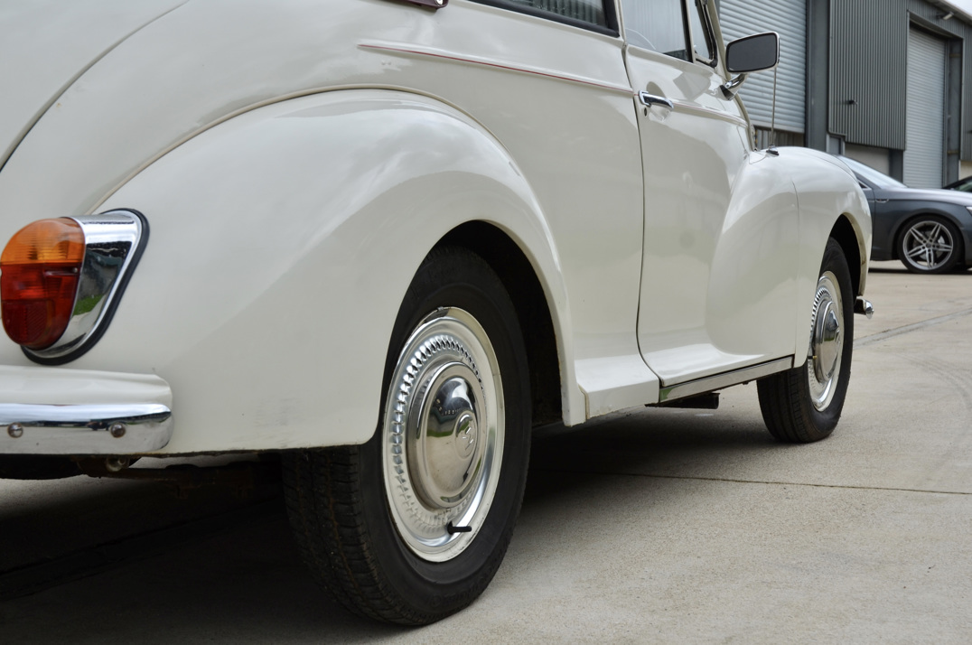 Morris Minor 1000 Convertible gallery image 18