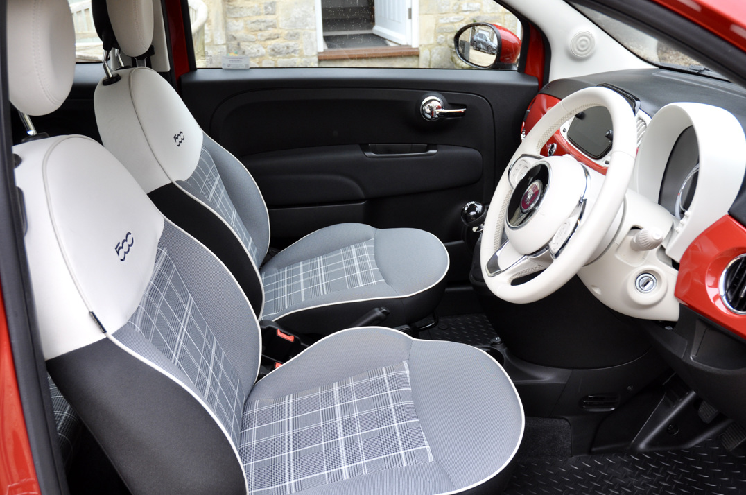 Fiat 500 Lounge gallery image 17