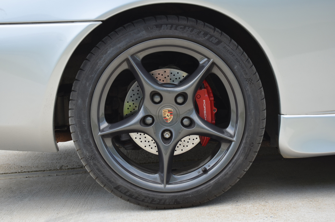 Porsche 911 996 Carrera 4 Cabriolet. gallery image 23