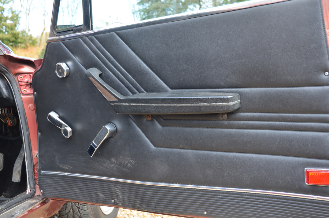 Alfa Romeo 2000 GTV Coupe (1) gallery image 28